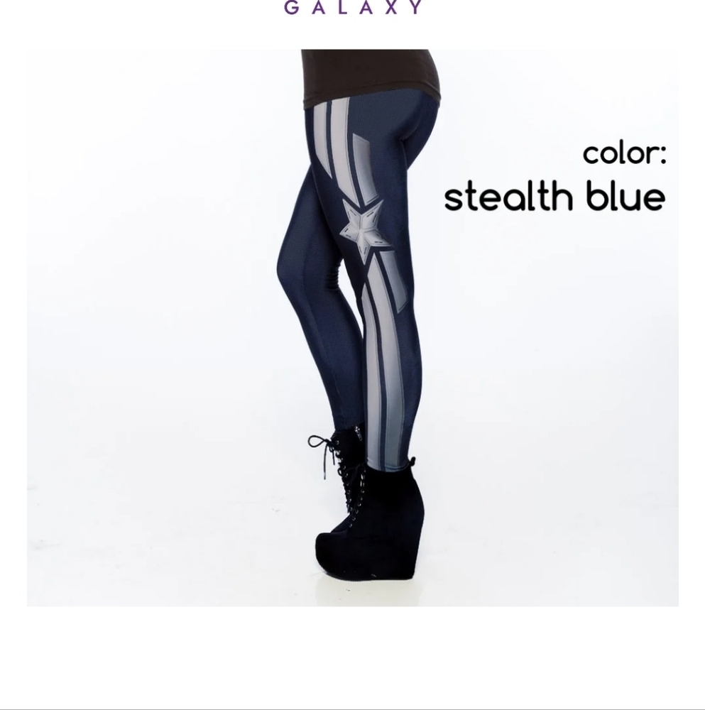 Pop Galaxy (Gold Bubble) Captain America Leggings Size L